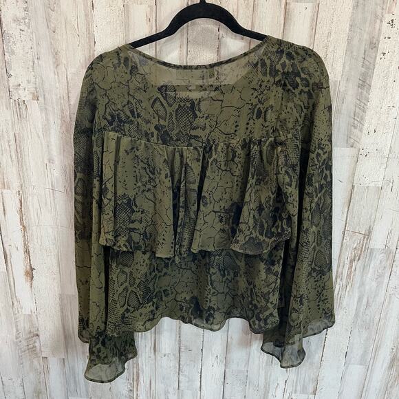 Jennifer Lopez Ruffle Sheer Green Snakeskin Print Chiffon Top - Picture 6 of 7